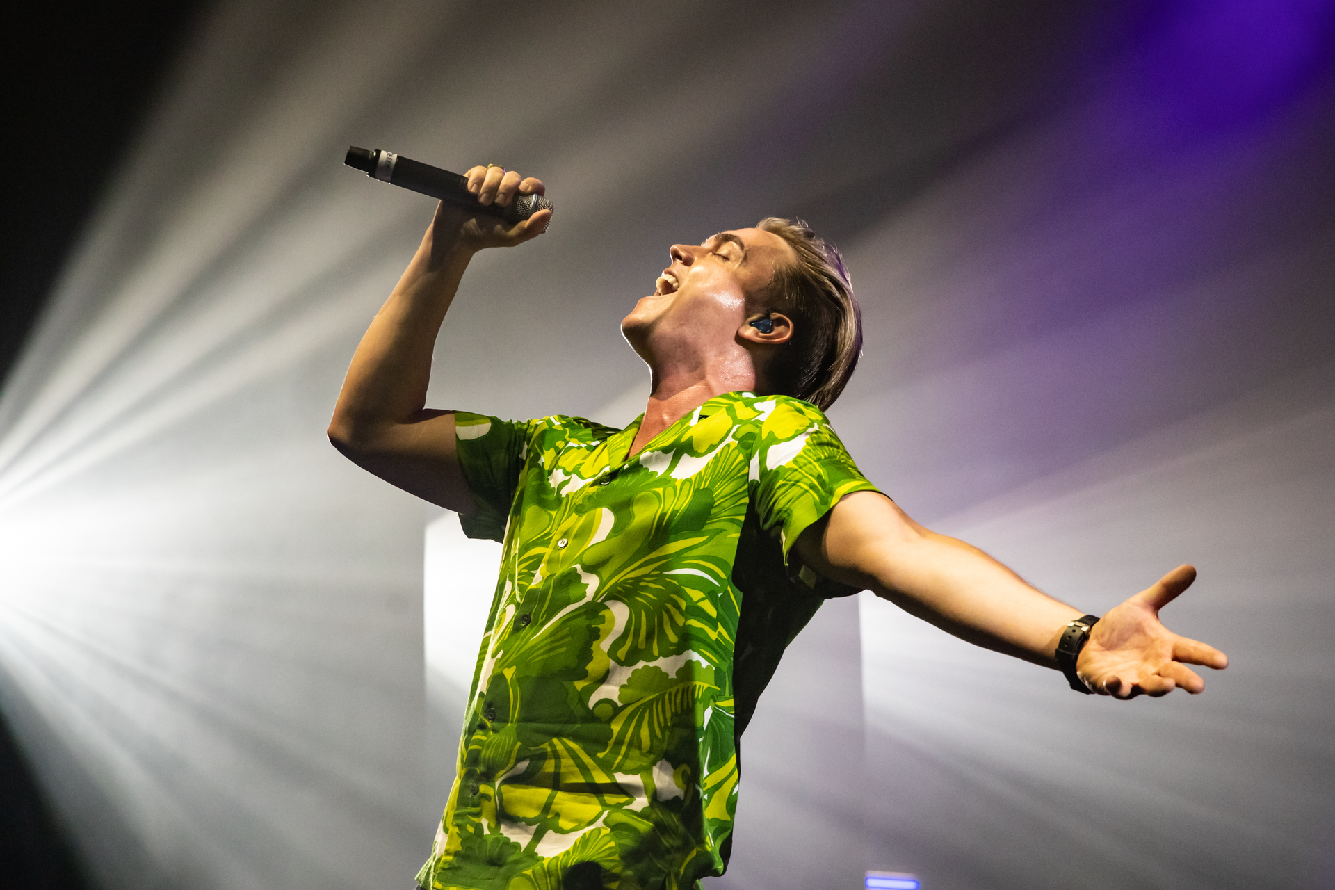 Jesse McCartney live on tour